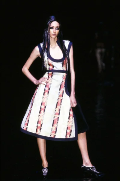 Look 7